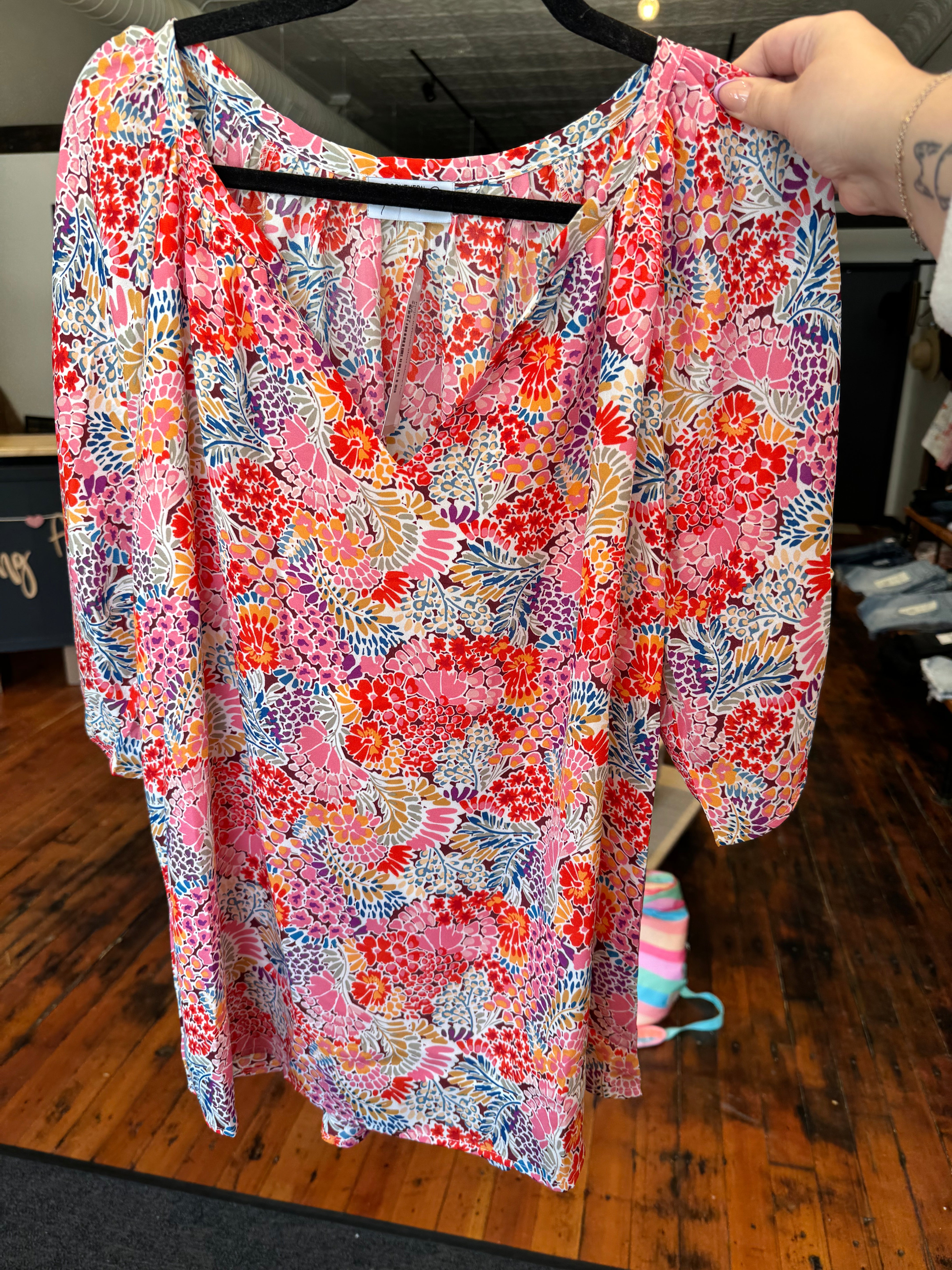 Pretty in Florals Short Sleeve Top