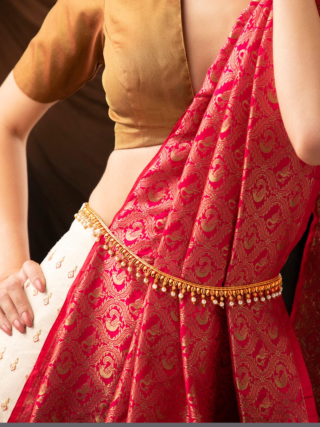 10 Must-Have Lehenga Choli Accessories to Raise Your Oomph Factor | Bridal  Look | Wedding Blog