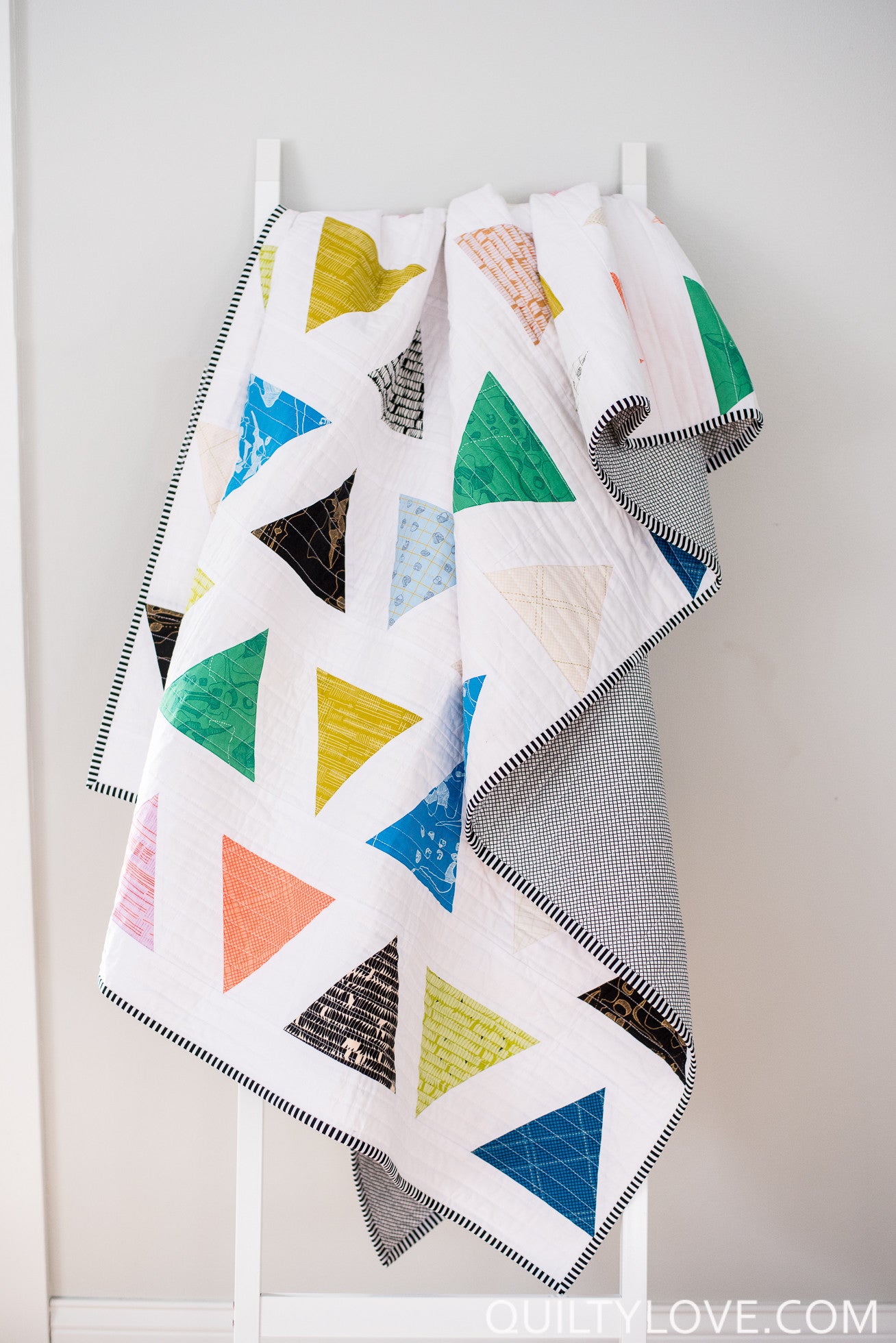 4 Modern Quilting Patterns to Help You Wrangle the Triangle