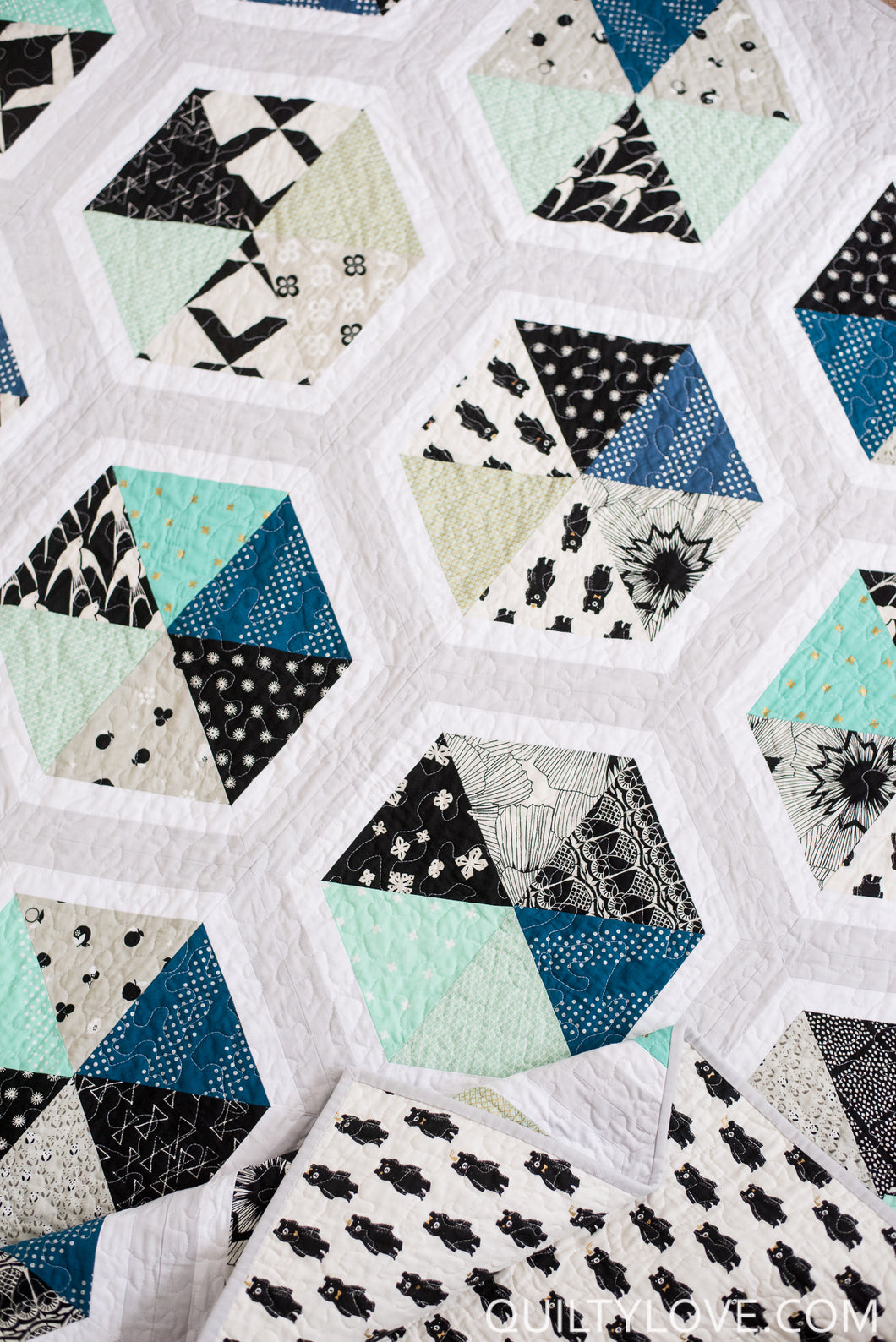 triangle-hexies-pdf-quilt-pattern-quilty-love