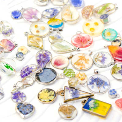 resin preserved flowers