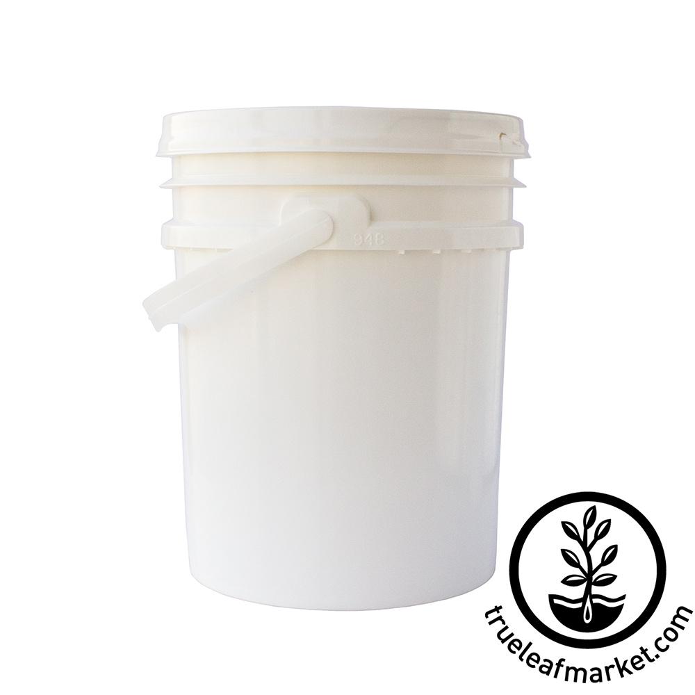 4 Gallon BPA Free Food Grade White Bucket with Plastic Handle - WITHOUT LID  - FREE SHIPPING