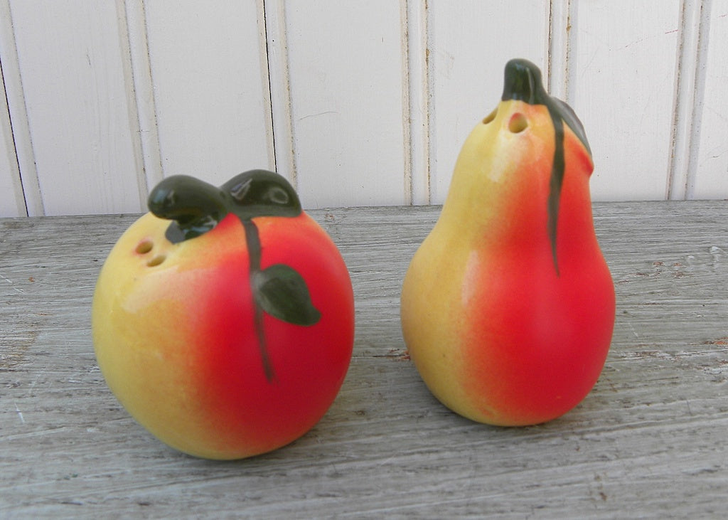 fruit salt and pepper shakers