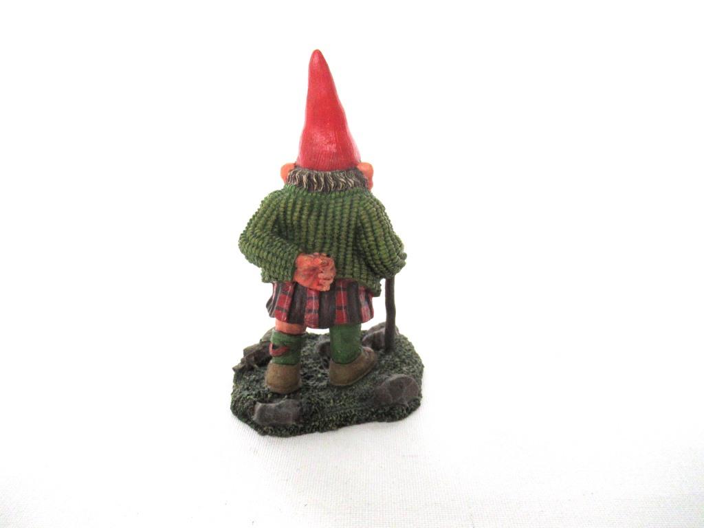 Classic Gnomes 'Scott' Gnome with Kilt after a design by Rien Poortvli ...