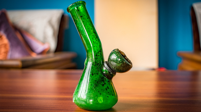 Is It Better To Buy Bongs Online Or In Store