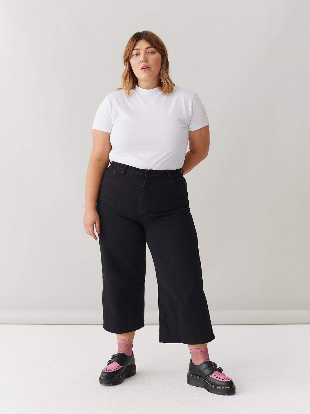 cropped wide leg black jeans