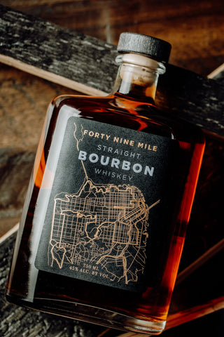 Bourbon Forty Nine Mile para hacer extracto de vainilla