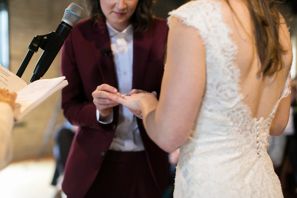 Cassidy and Cat lageret wisconsin wedding