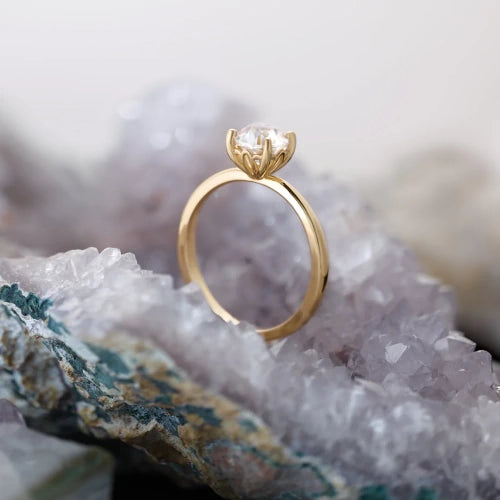 choose low setting engagement rings if you’re the minimalist type