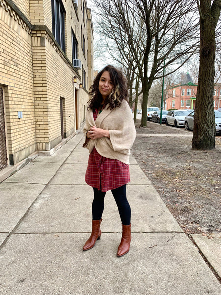 Kayla wearing the Sabina Shirtdress in Rose Wine.