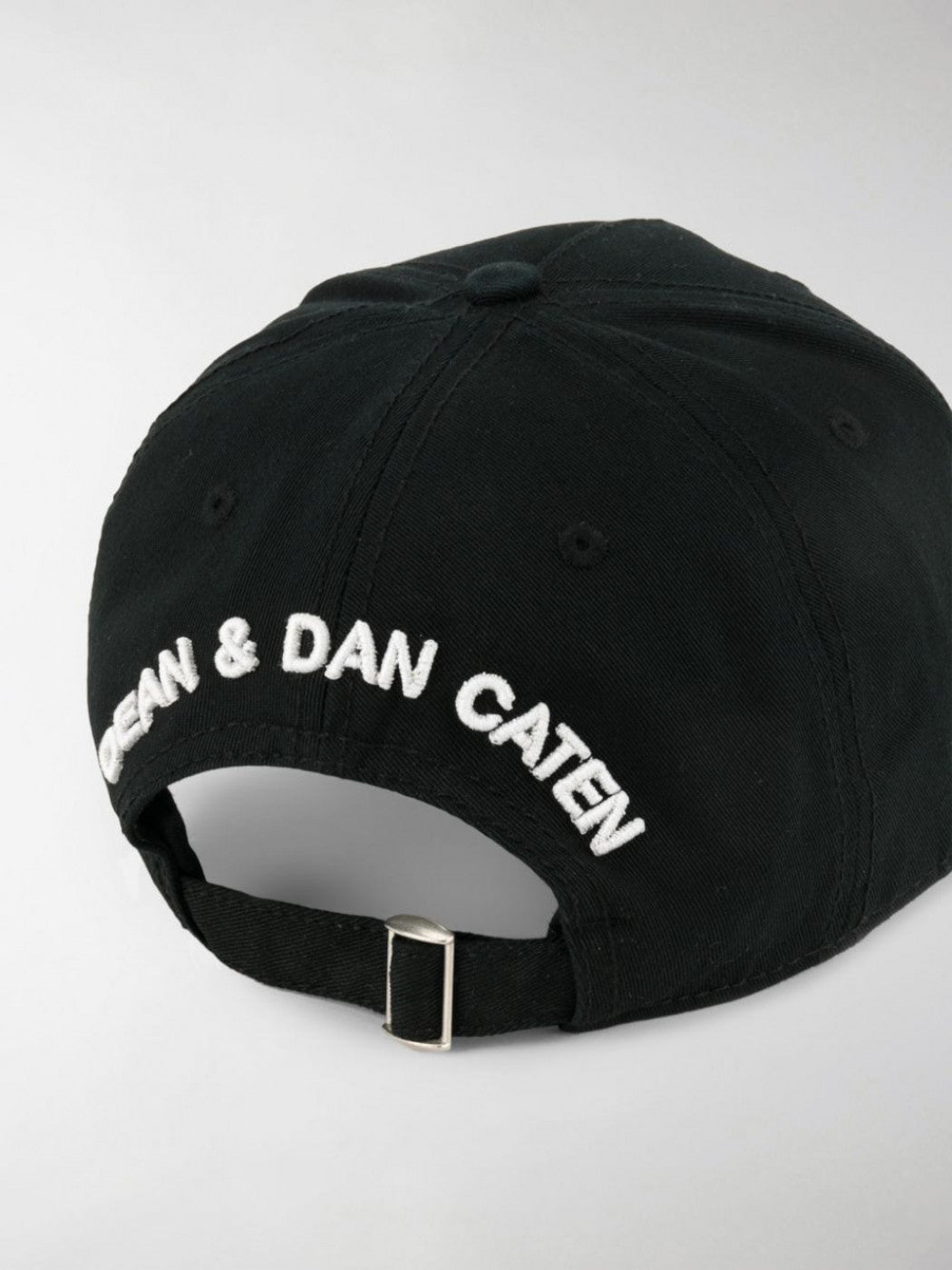 dsquared logo cap