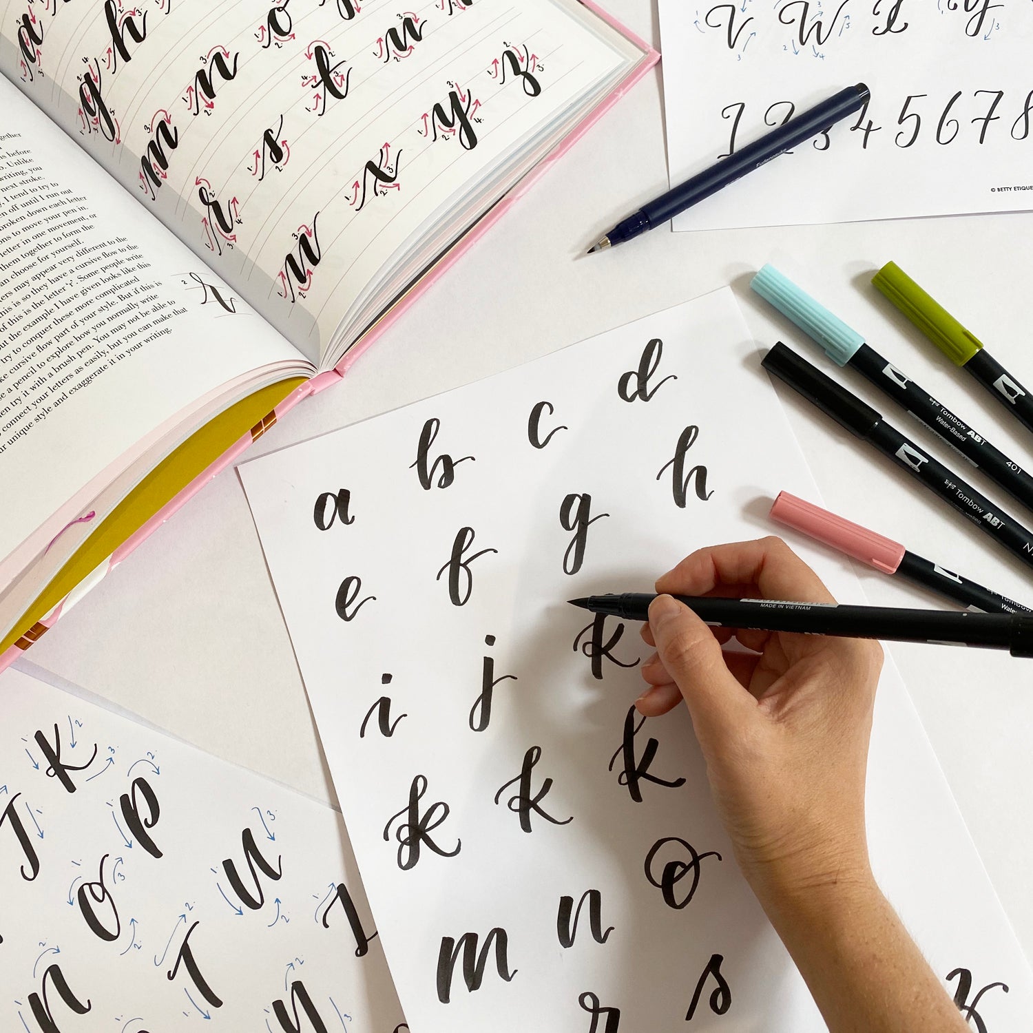 brush lettering online