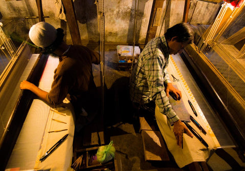 Weaving process, in making of Banarasi saree. Weaving Process by Weaver Street