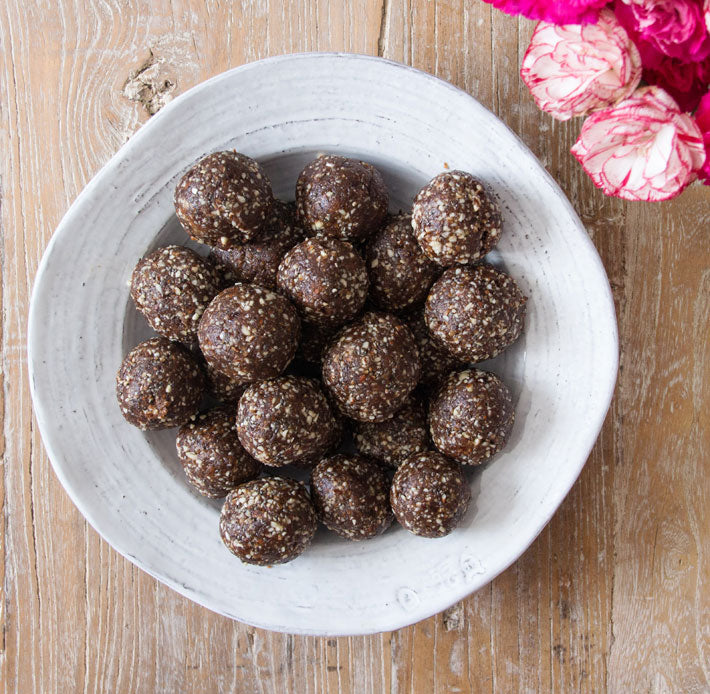 Deliciously Ella Woodward - energy bites