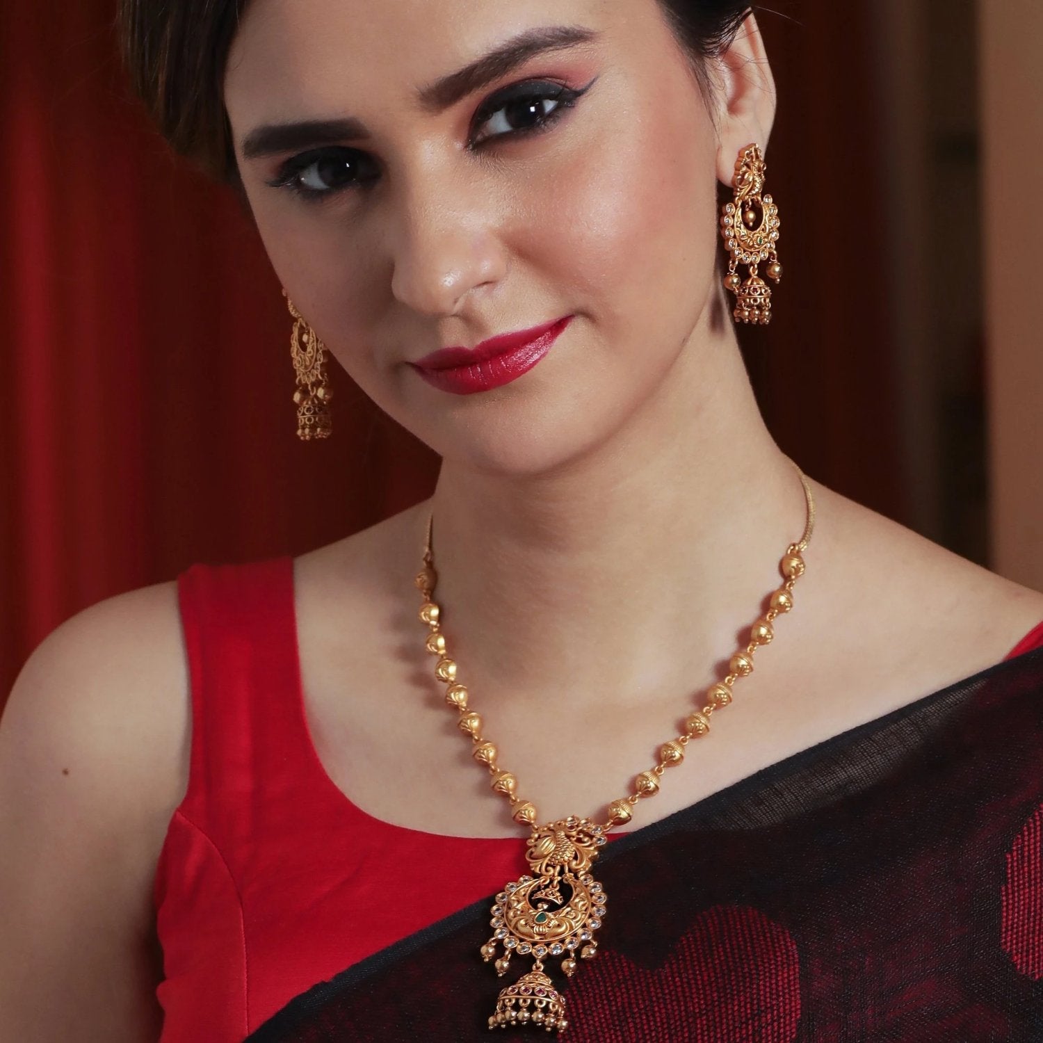 Shop Tarinika's Zeel Antique Necklace Set | Indian Jewelry