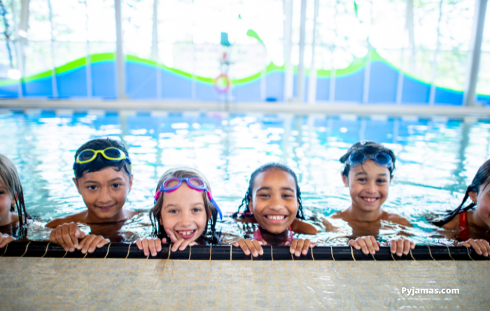 Group of children in pool for party