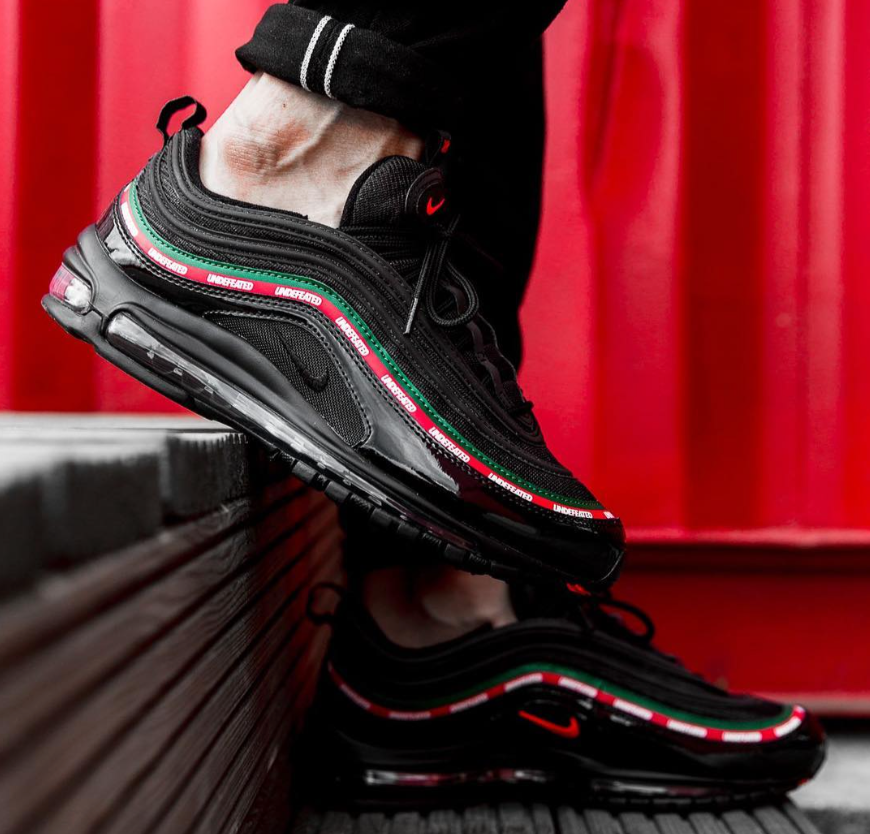 air max 97 negros con rojo