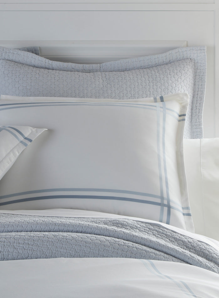 Blue & White Bedding & 7 Tips for the Perfectly Layered Bed! - Kelley Nan