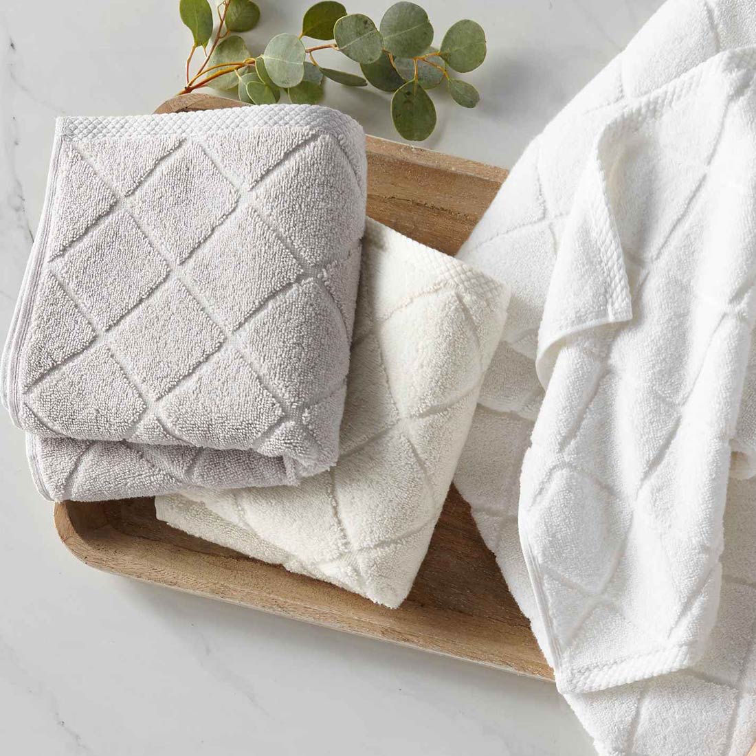 Bath Towels: Luxury Cotton Bathroom Towels