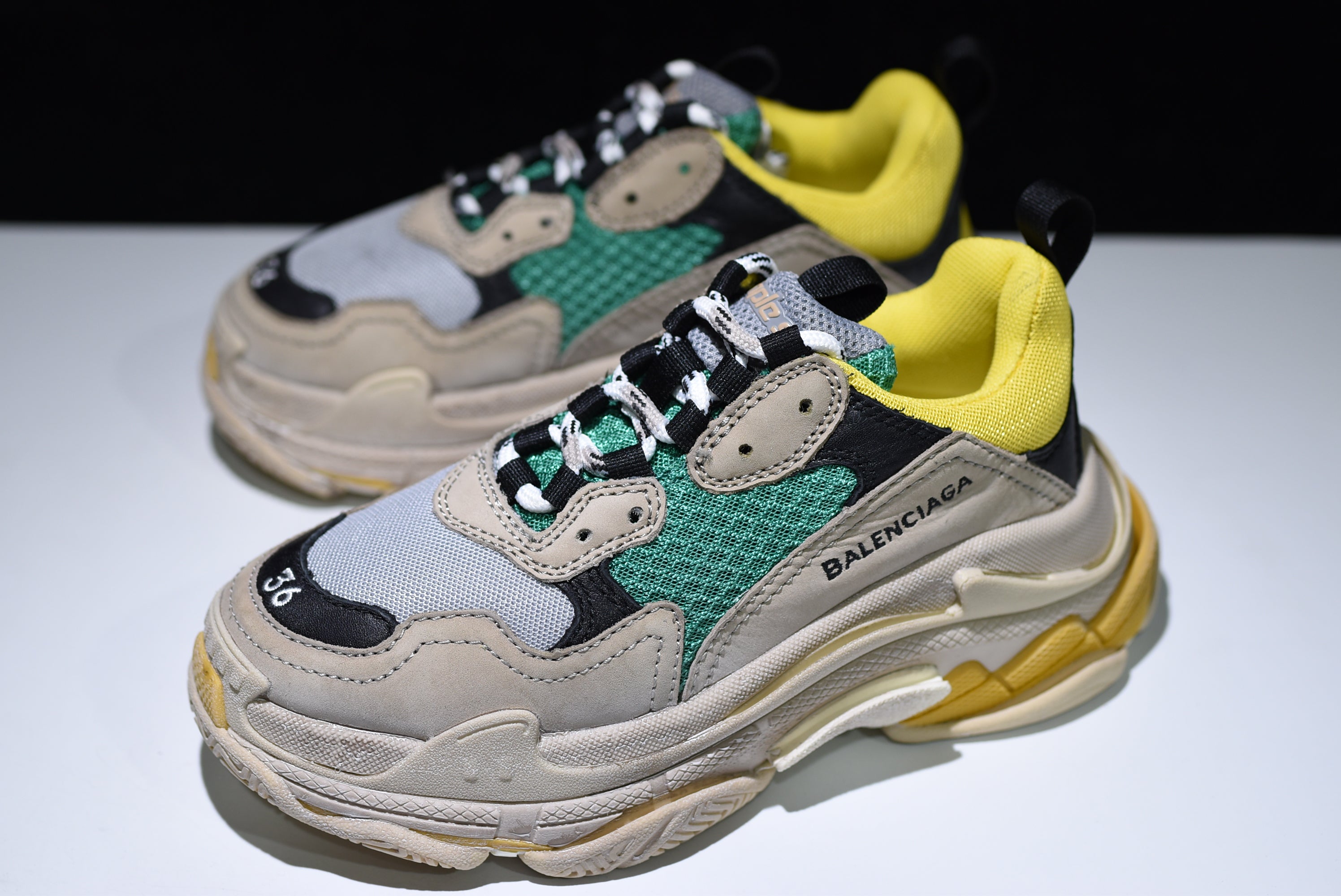 Balenciaga schoenen Triple S Fila Sneakers Disruptor 2