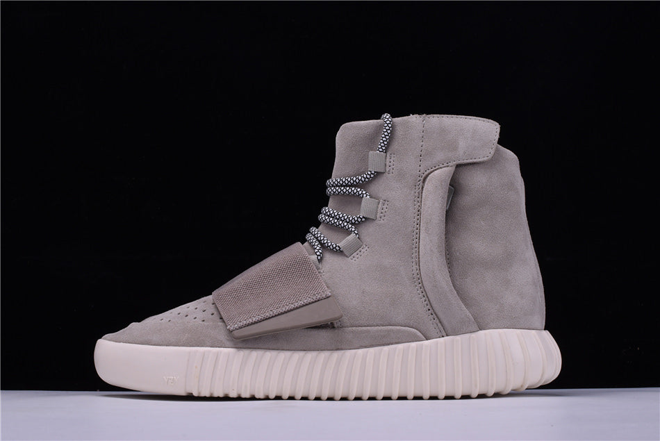 og gray yeezy 750