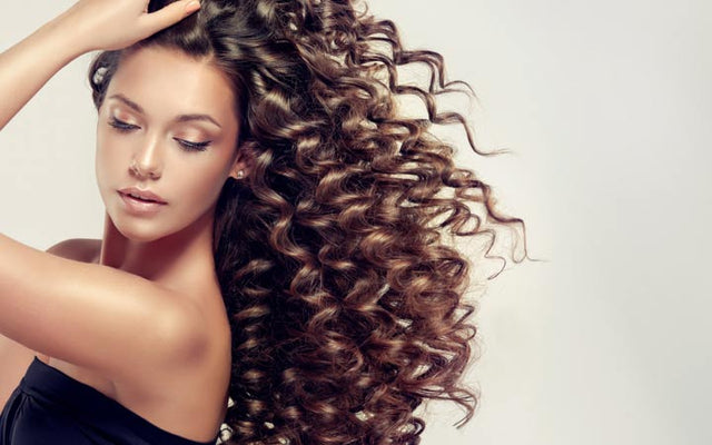 What Causes Frizzy Hair Causes How It Happens Products to Use