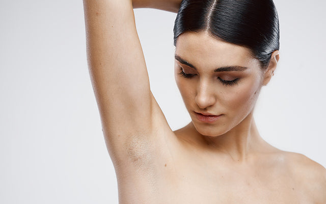 How To Lighten Your Dark Underarms? – SkinKraft