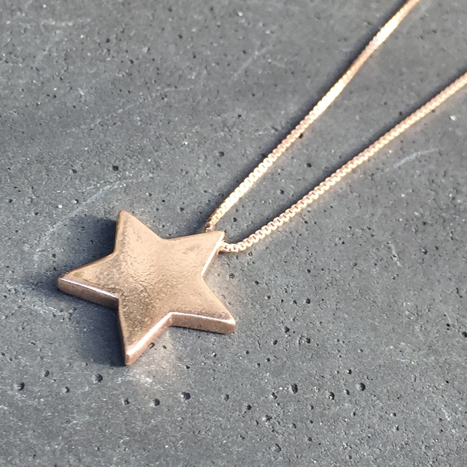 Star Pendant in Rose Gold Vicky Davies Jewels