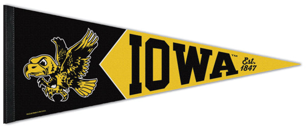 Iowa Hawkeyes NCAA College Vault 1940s-Style Premium Felt Collector's Pennant - Wincraft