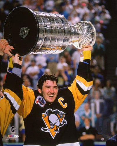 Mario Lemieux "Raise the Cup" (1992) Pittsburgh Penguins Premium Poster Print - Photofile