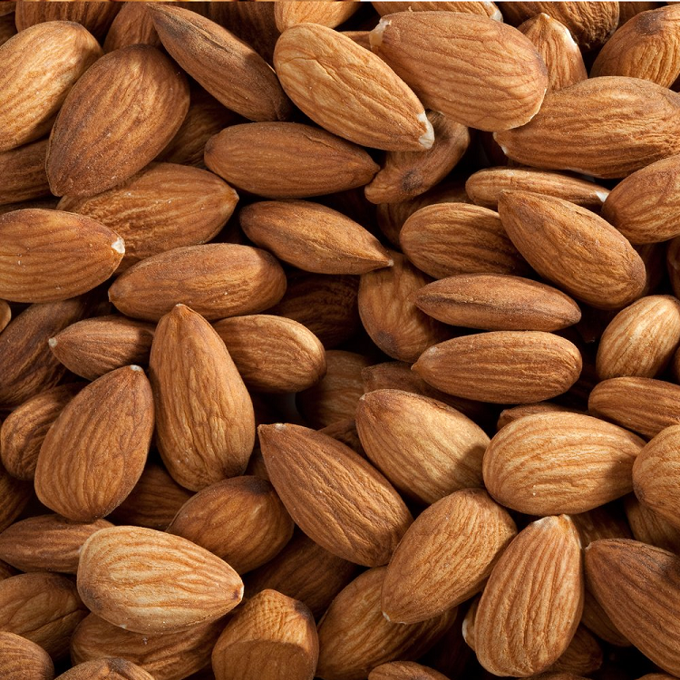 raw almonds