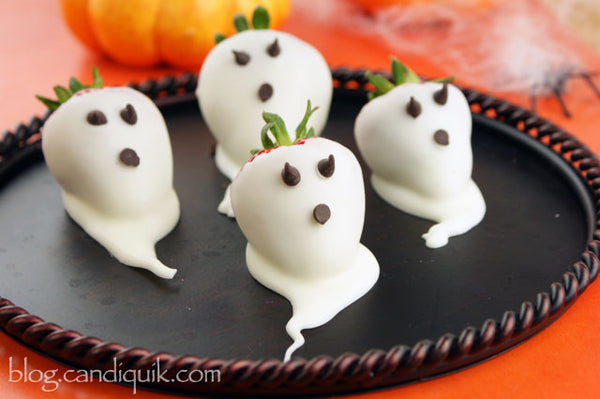 Halloween treats: Strawberry Ghosts