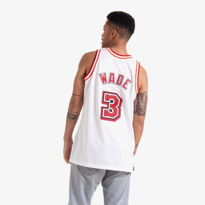 VINTAGE BLACK DWAYNE WADE MIAMI HEAT JERSEY - The Copper Closet