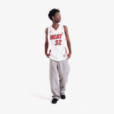 textile maillot nike maillot nba enfant booker white.