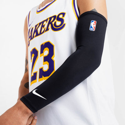 NIKE Shooter NBA Elite Sleeve - Official unisex on-court product
