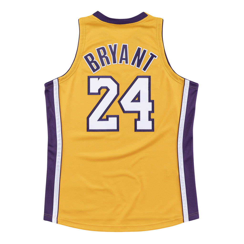 kobe bryant throwback jersey