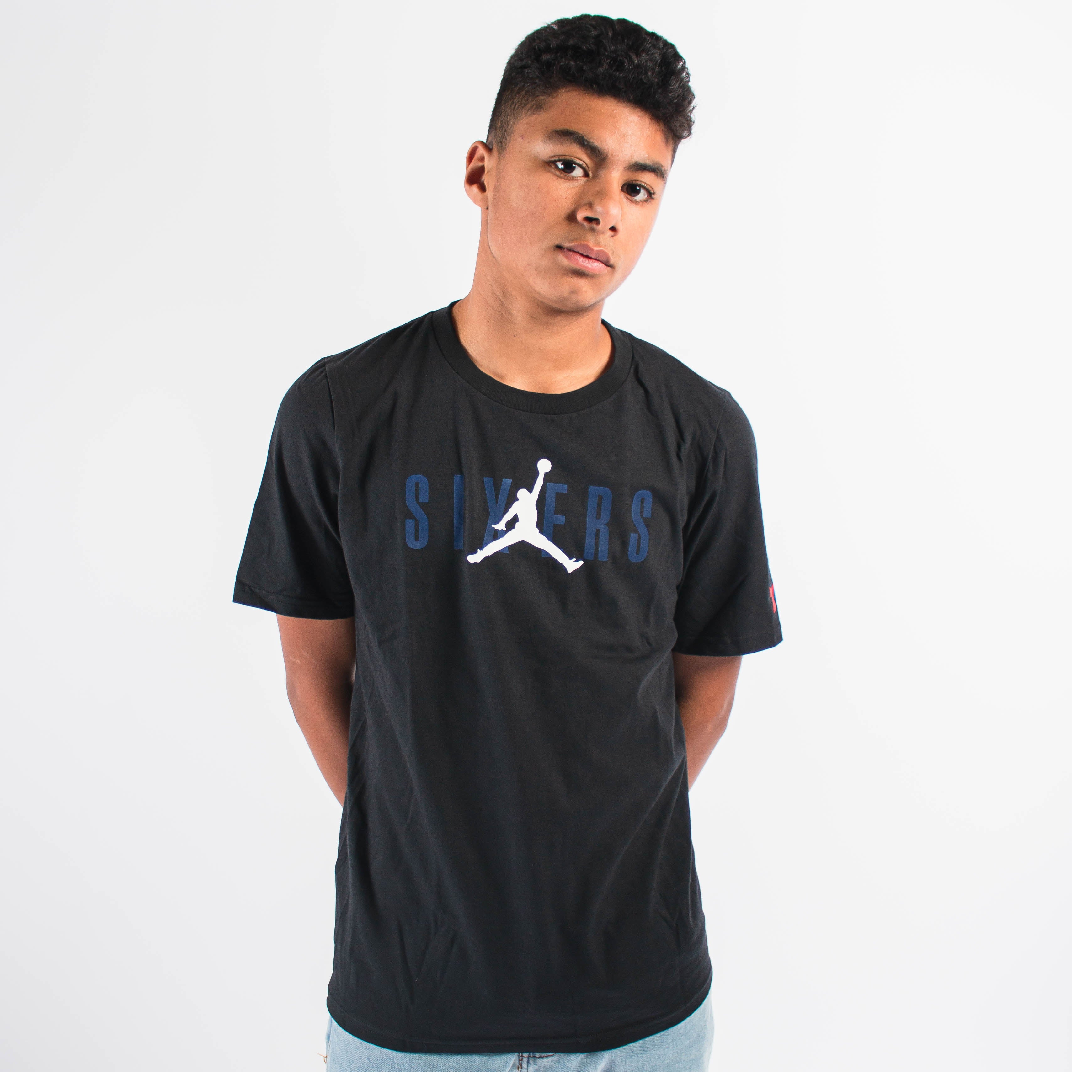 Los Angeles Lakers Statement Edition Men's Jordan NBA T-Shirt. Nike LU