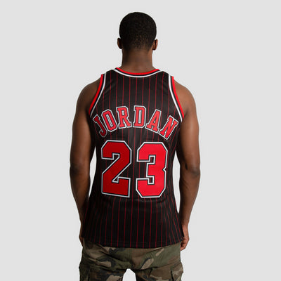 Michael Jordan Chicago Bulls Premium 1997-98 Finals NBA Authentic Jers – Basketball  Jersey World