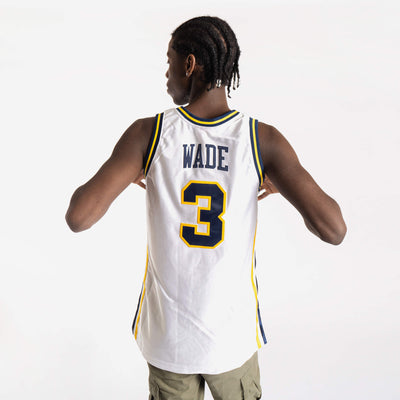 Men's Marquette Golden Eagles Dwyane Wade Throwback Jersey