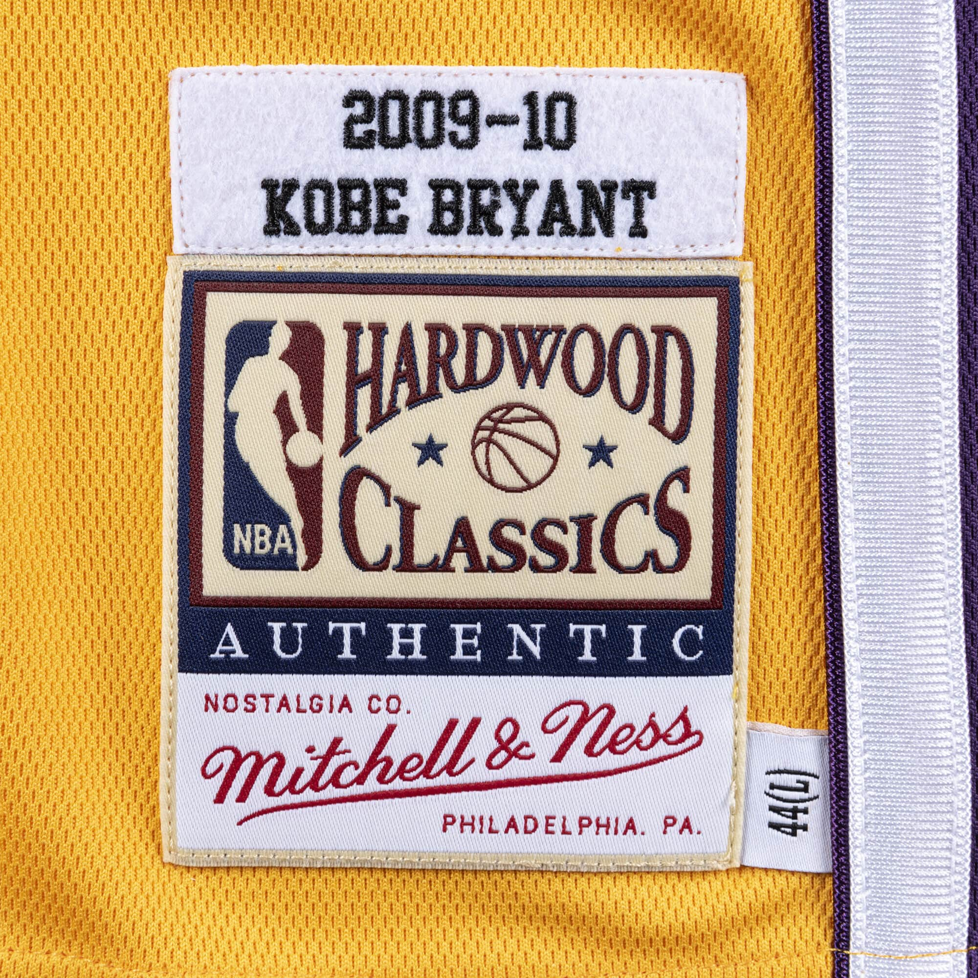 kobe bryant 10 jersey