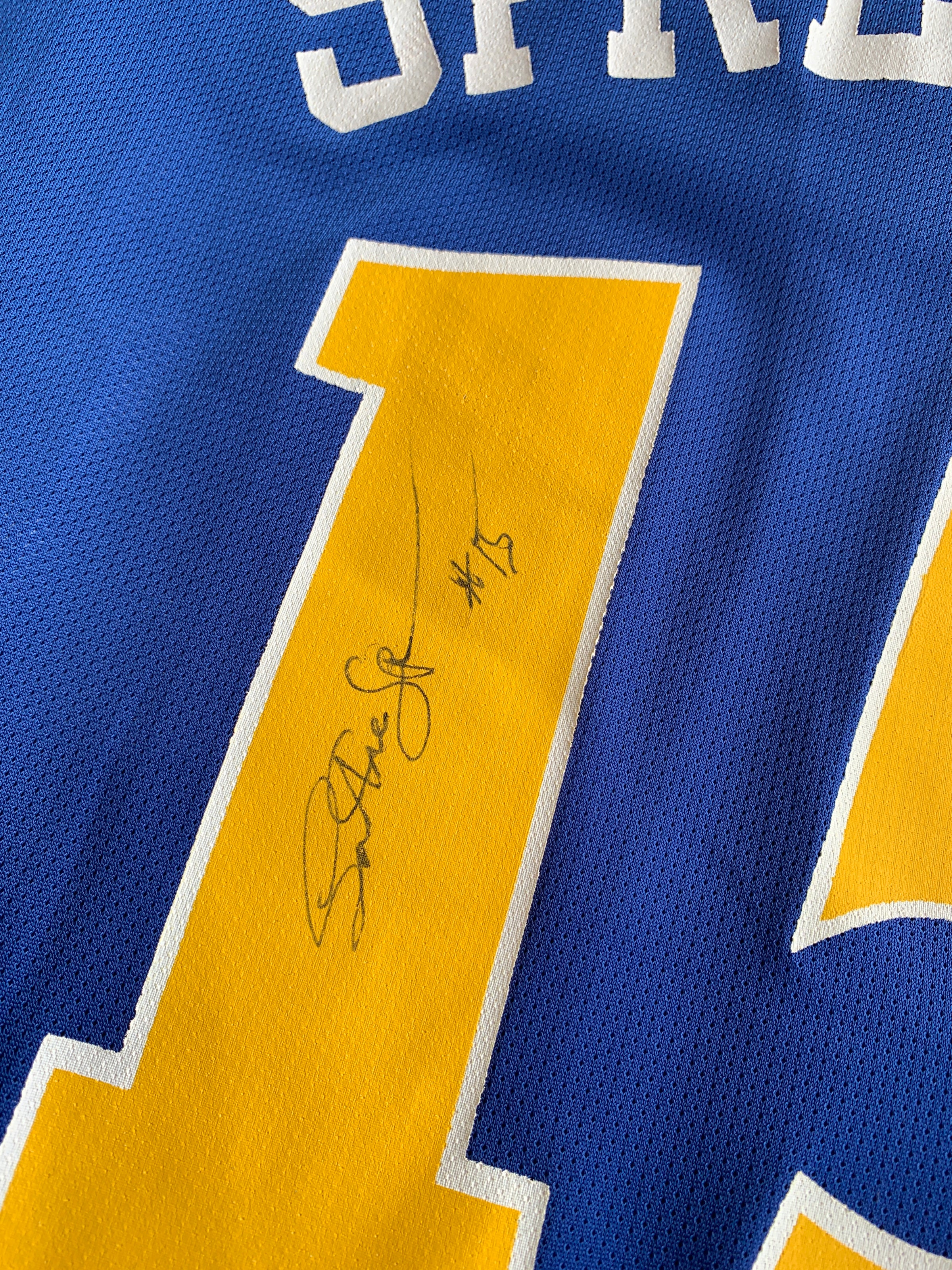 latrell sprewell signed jersey