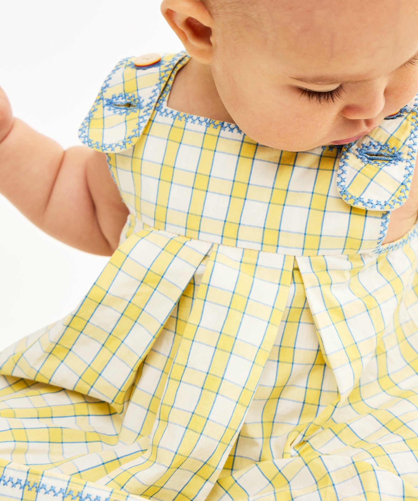 DaisyBabyDress YellowPicnicCheck ModelView 4