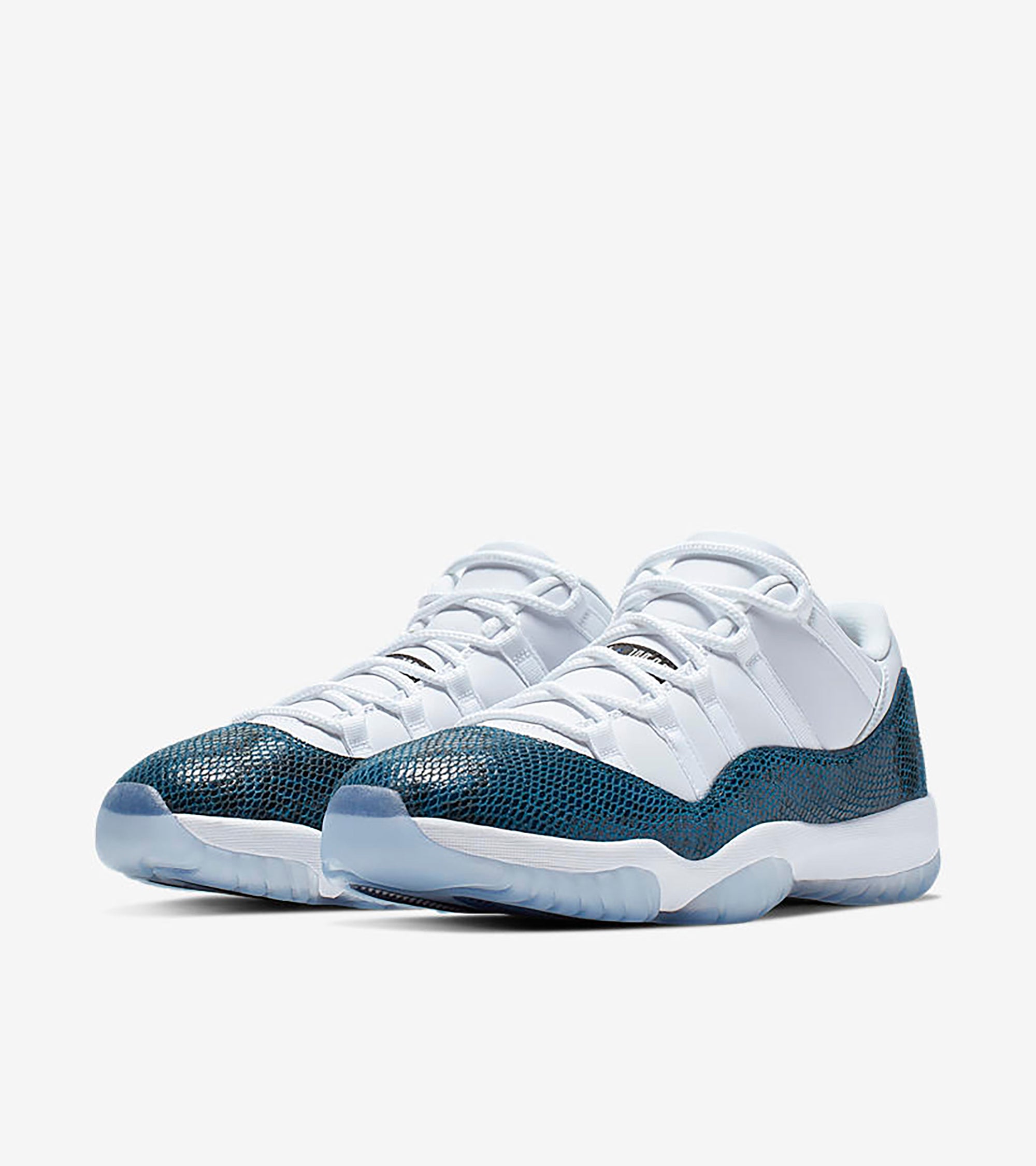 Nike Air Jordan 11 Retro Low LE