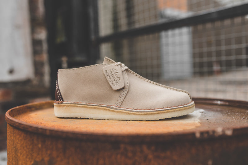 clarks desert trek sand