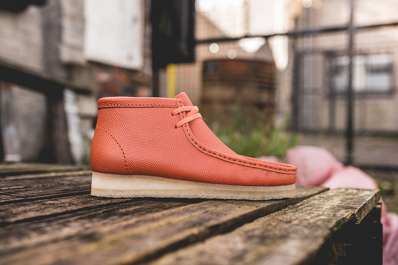 clarks wallabee cola leather
