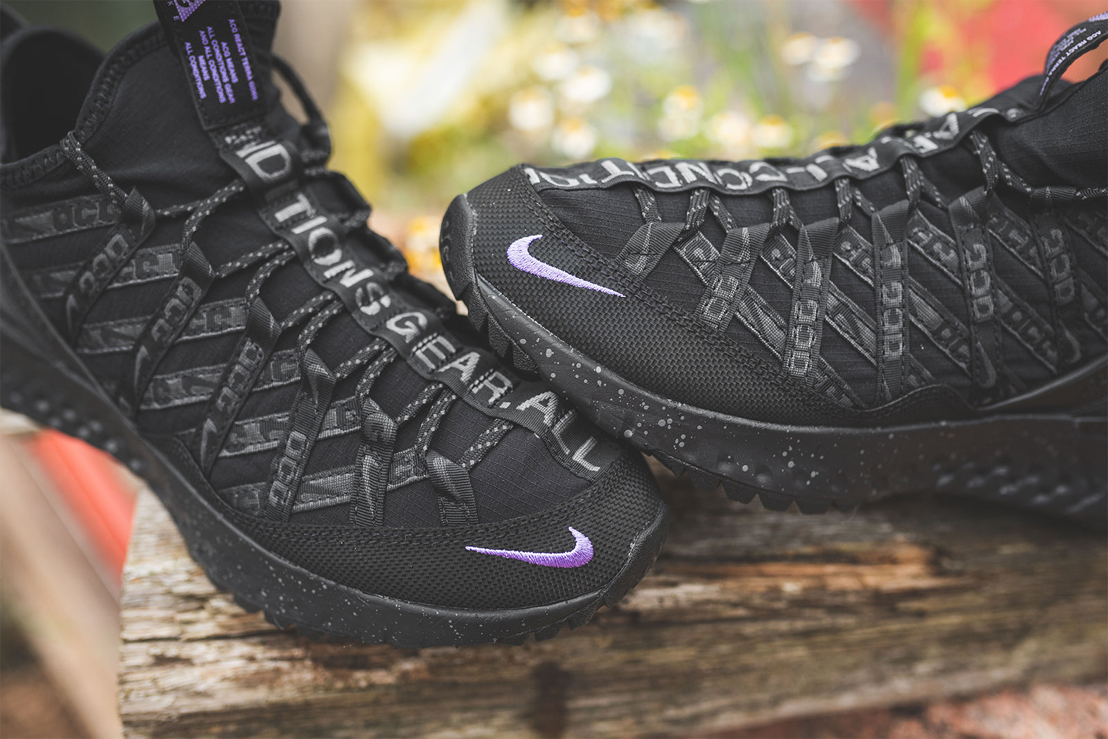 nike terra gobe black