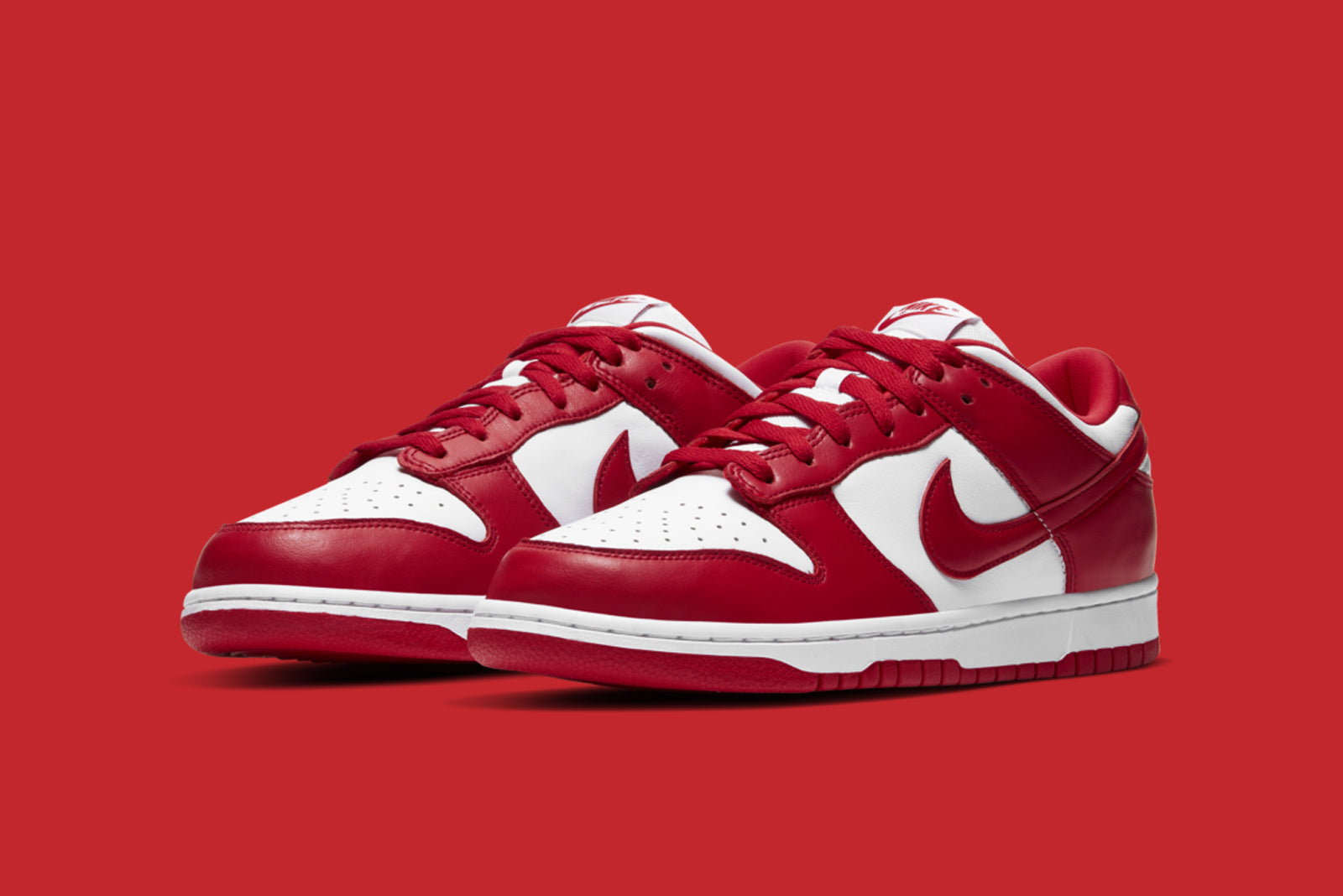 nike dunk low sp white university red