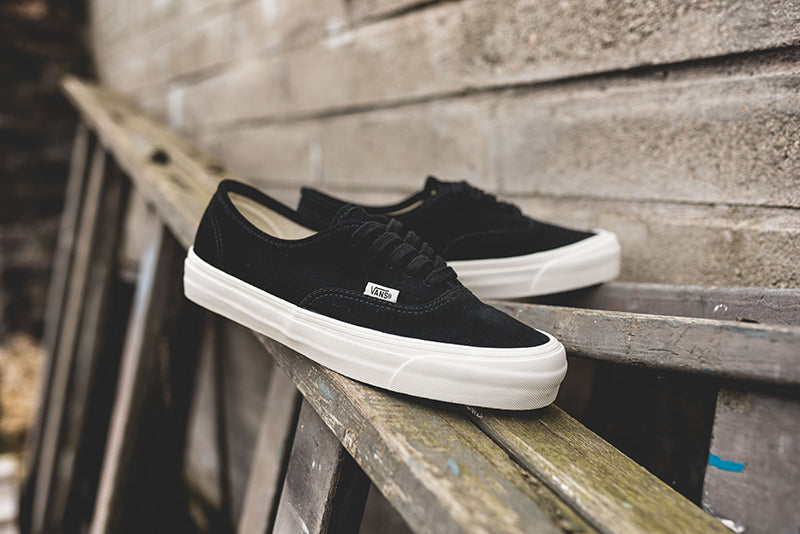 vans vault black suede