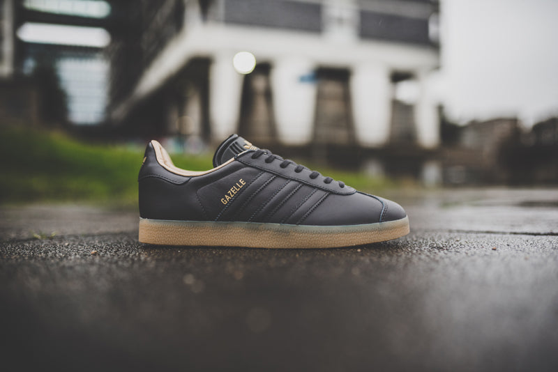 adidas gazelle leather black white