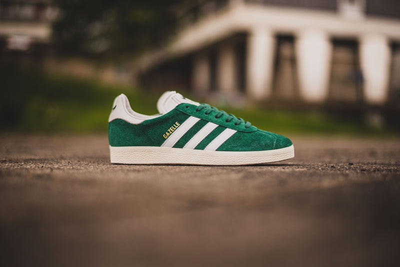 adidas gazelle vintage white collegiate green